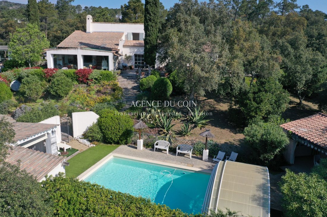 Villa in Partie Nord-Ferrieres-Cadenades-Rouviere, Le Muy, France 4 - 17646449