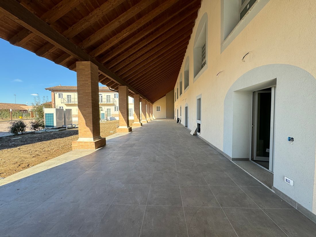 Villa in Center, Novara, Piedmont 4 - 17645637