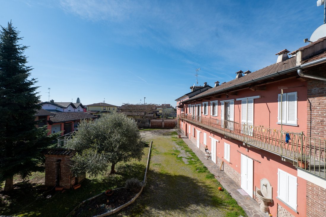 Country House in Center, Novara, Piedmont 1 - 17645394