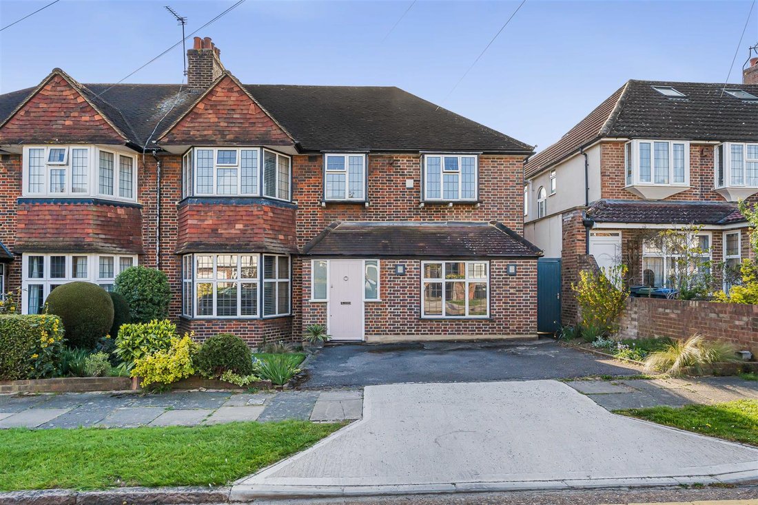 House in Norbiton Common, Royal Borough of Kingston upon Thames, England 1 - 17653891