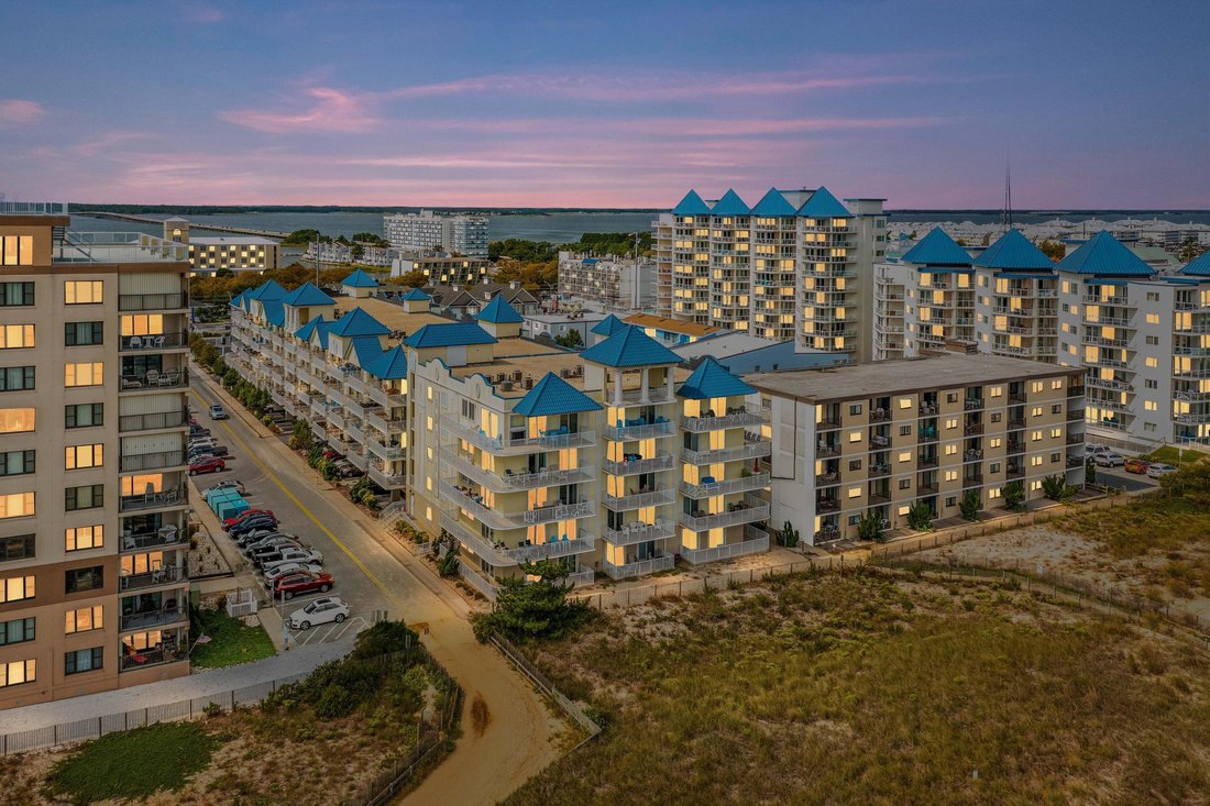 Apartment in Ocean City, Maryland, United States 5 - 17644956