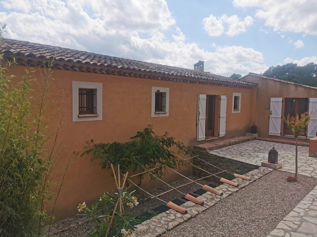 Villa in Le Thoronet, Provence-Alpes-Côte d'Azur, France 3 - 17646891