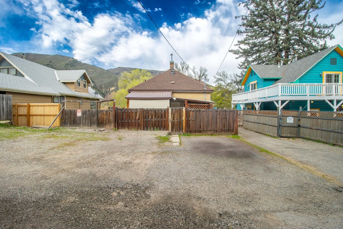 House in Glenwood Springs, Colorado, United States 3 - 17647088