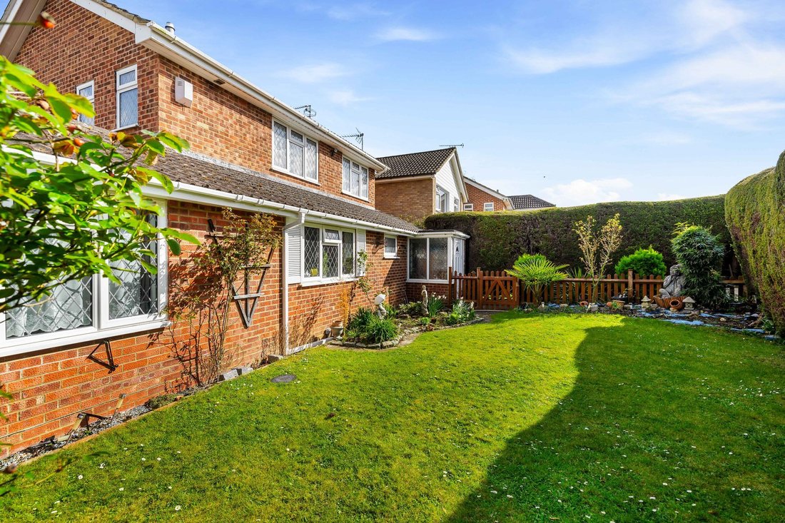 House in Burgess Hill, England 1 - 17646881