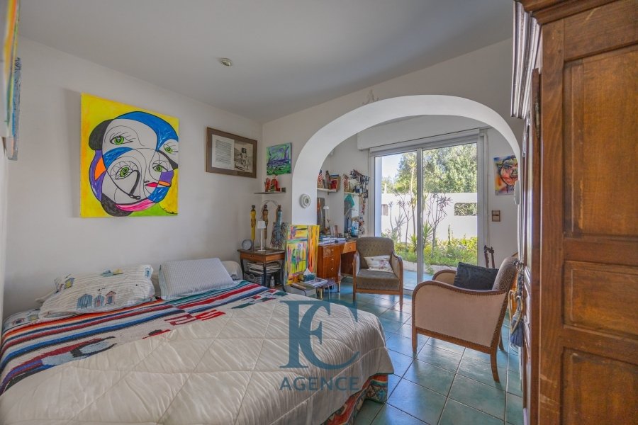 House in Bandol, Provence-Alpes-Côte d'Azur, France 5 - 17646487