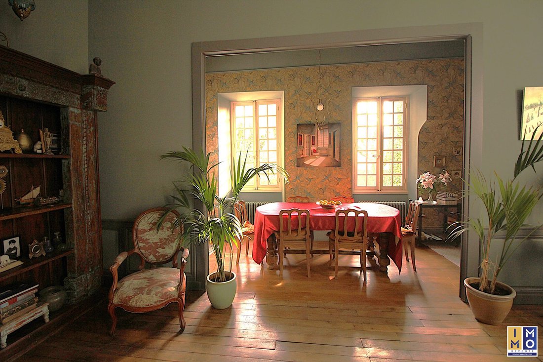 House in Mehun-sur-Yevre, Centre-Val de Loire, France 3 - 17651366