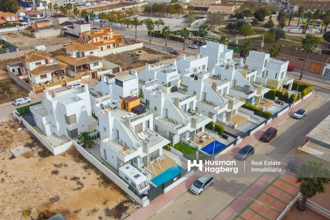 Villa in Los Alcazares, Región de Murcia, Spain 4 - 13813995