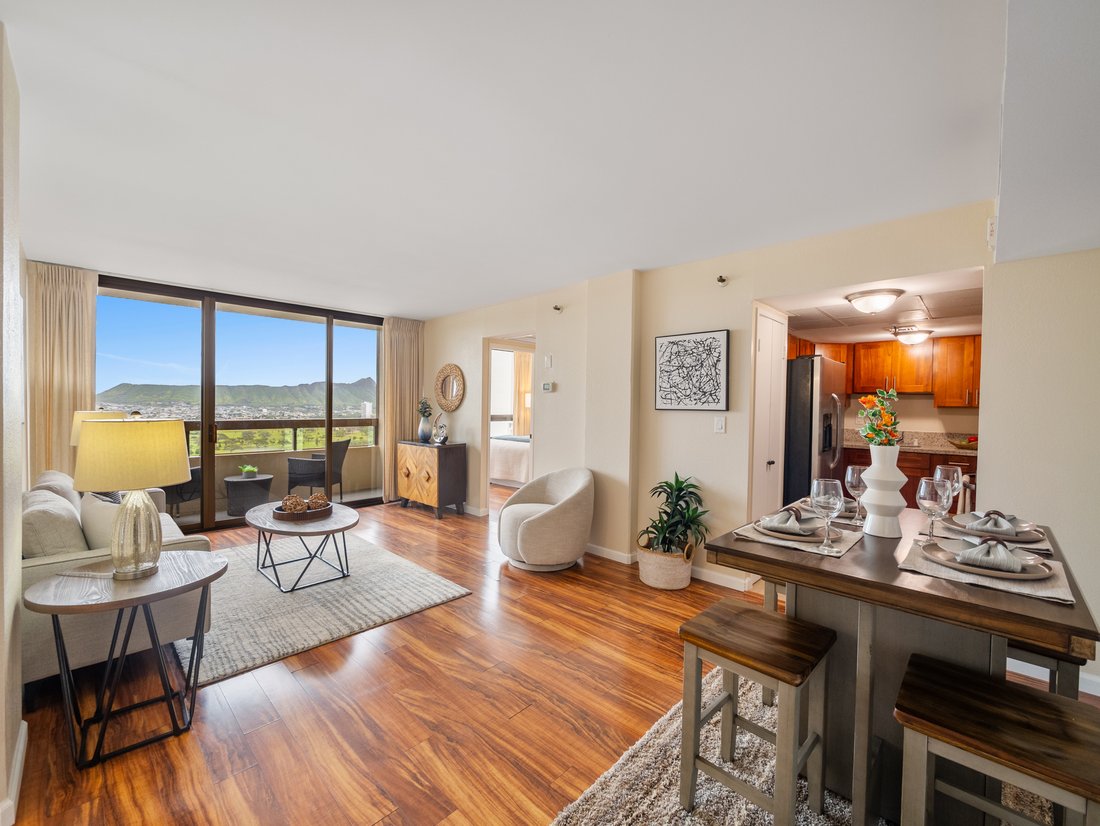 Condo in Honolulu, Hawaii, United States 2 - 17653392