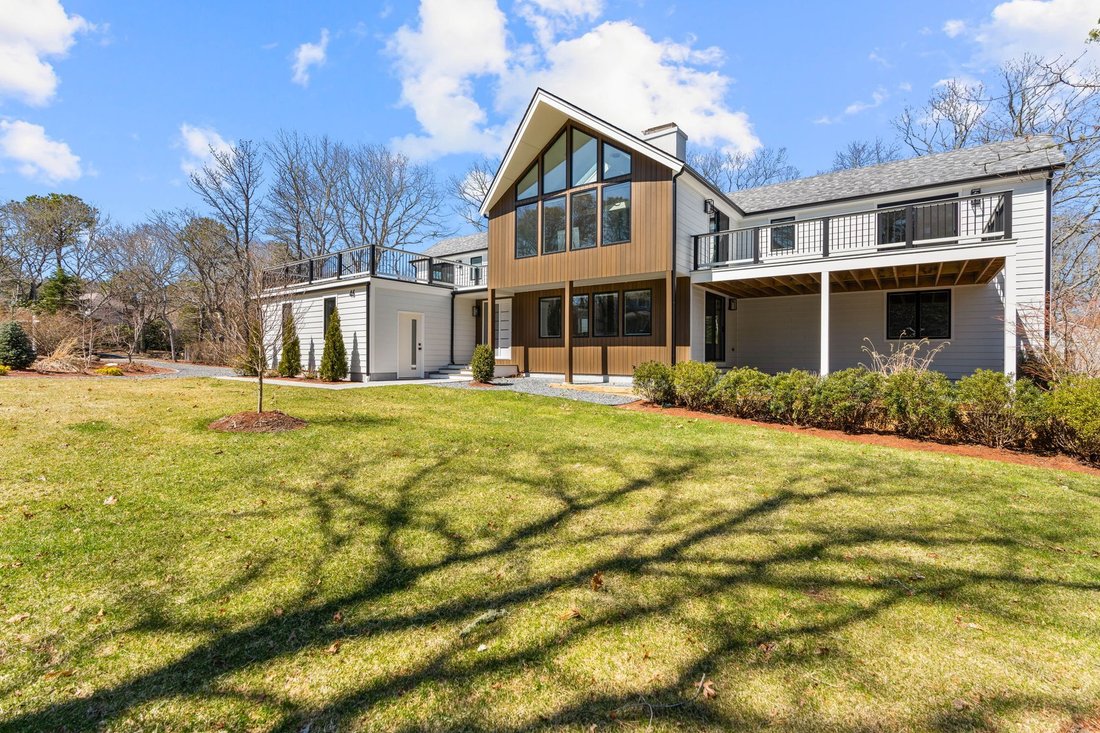 House in Mashpee, Massachusetts, United States 3 - 17039547