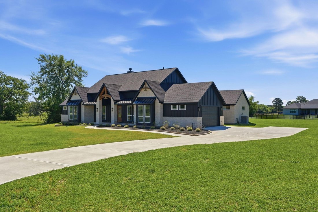 House in Montgomery, Texas, United States 2 - 17646026