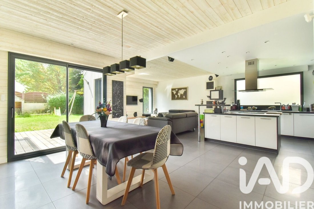 House in Montlignon, Ile-de-France, France 5 - 17653761