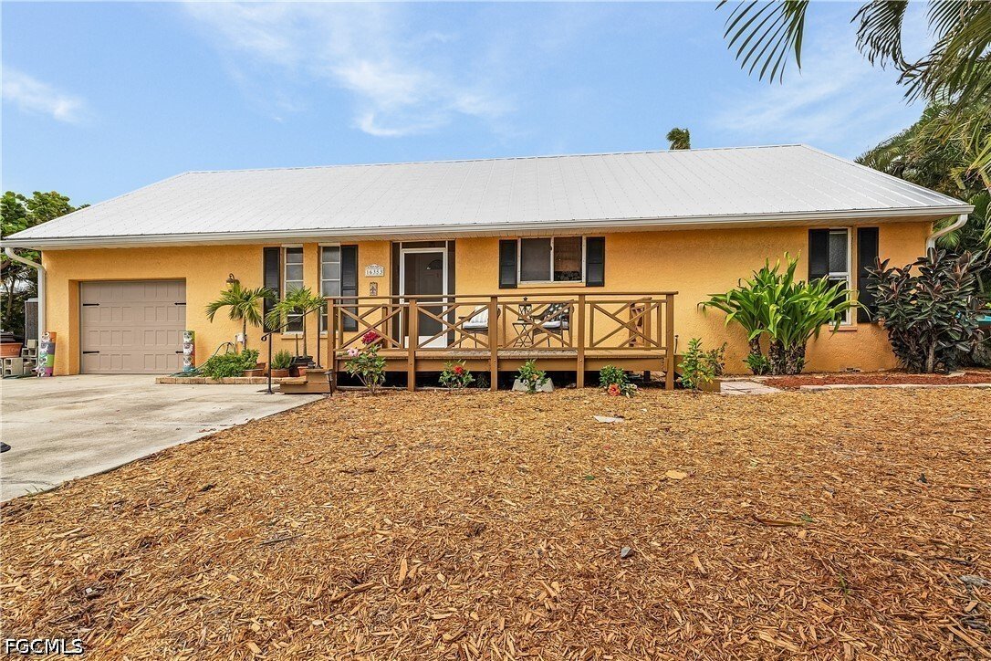 House in Bokeelia, Florida, United States 1 - 17647480