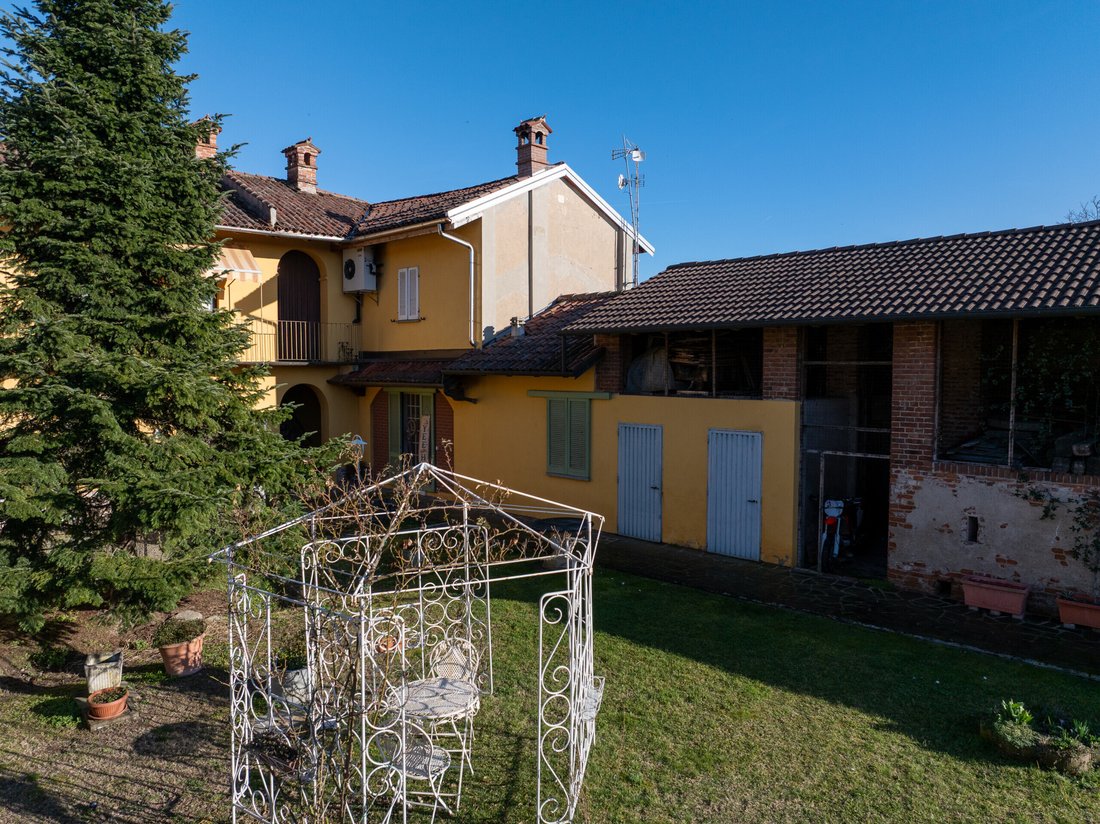 Country House in Center, Novara, Piedmont 4 - 17645394