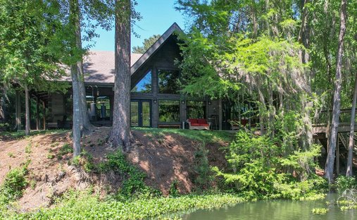 House in Cleveland, Texas, United States 1