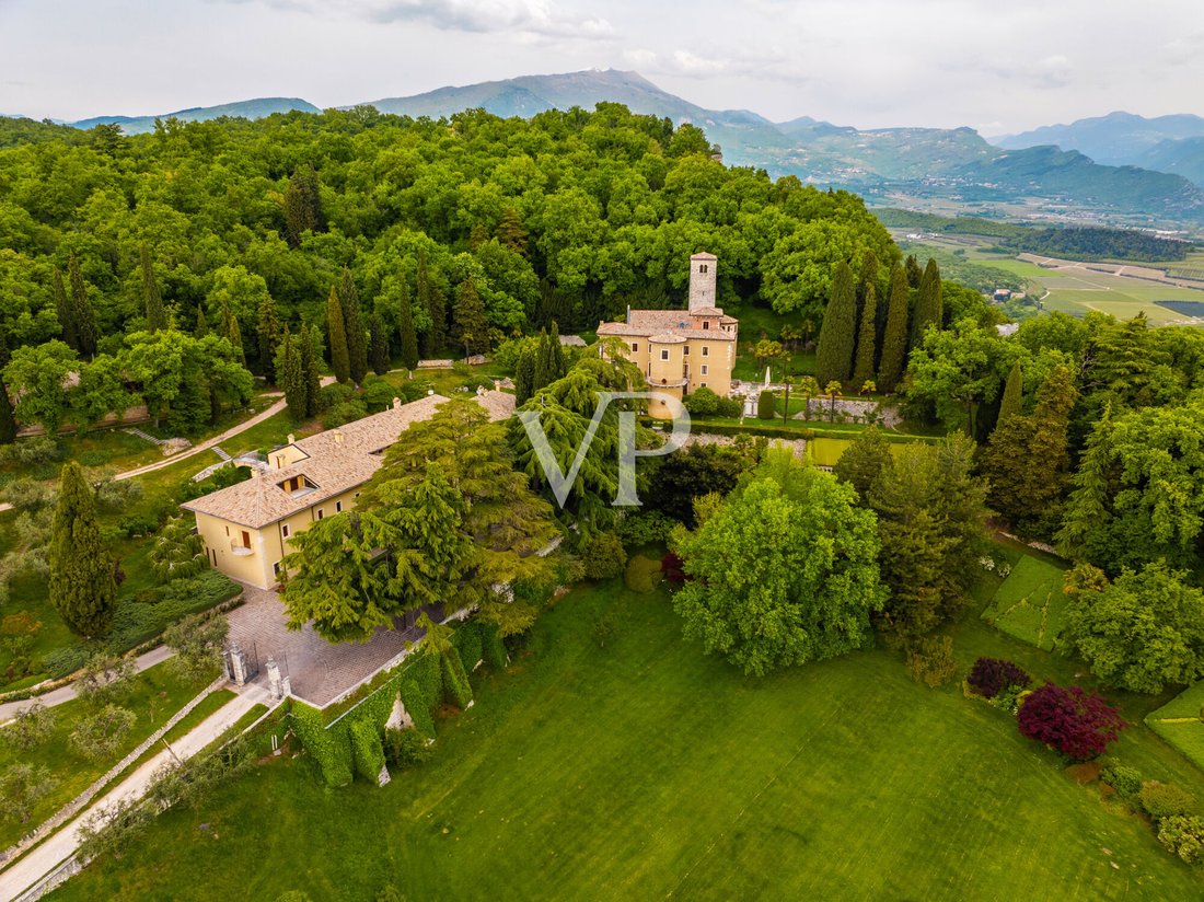 Villa in Affi, Veneto, Italy 3 - 17647003