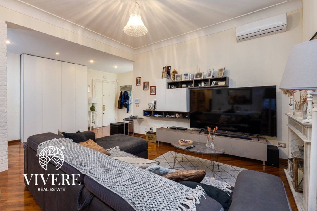 Apartment in Gianicolense, Rome, Lazio 4 - 17650998