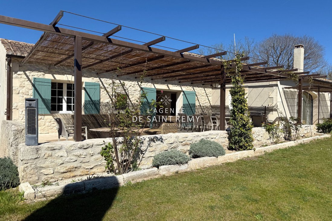 Villa in Saint-Rémy-de-Provence, Provence-Alpes-Côte d'Azur, France 3 - 14434273
