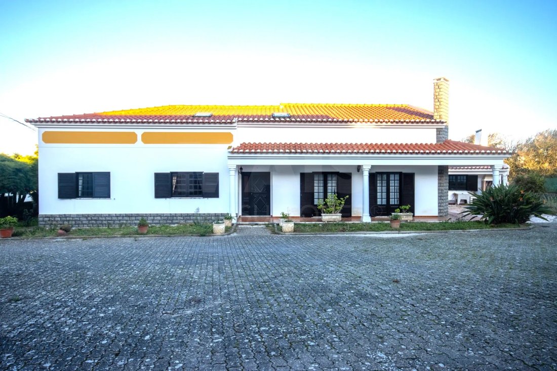 Villa in Atouguia da Baleia, Leiria District, Portugal 1 - 17652654