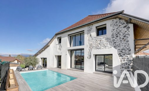 House in Cuvat, Auvergne-Rhône-Alpes, France 1