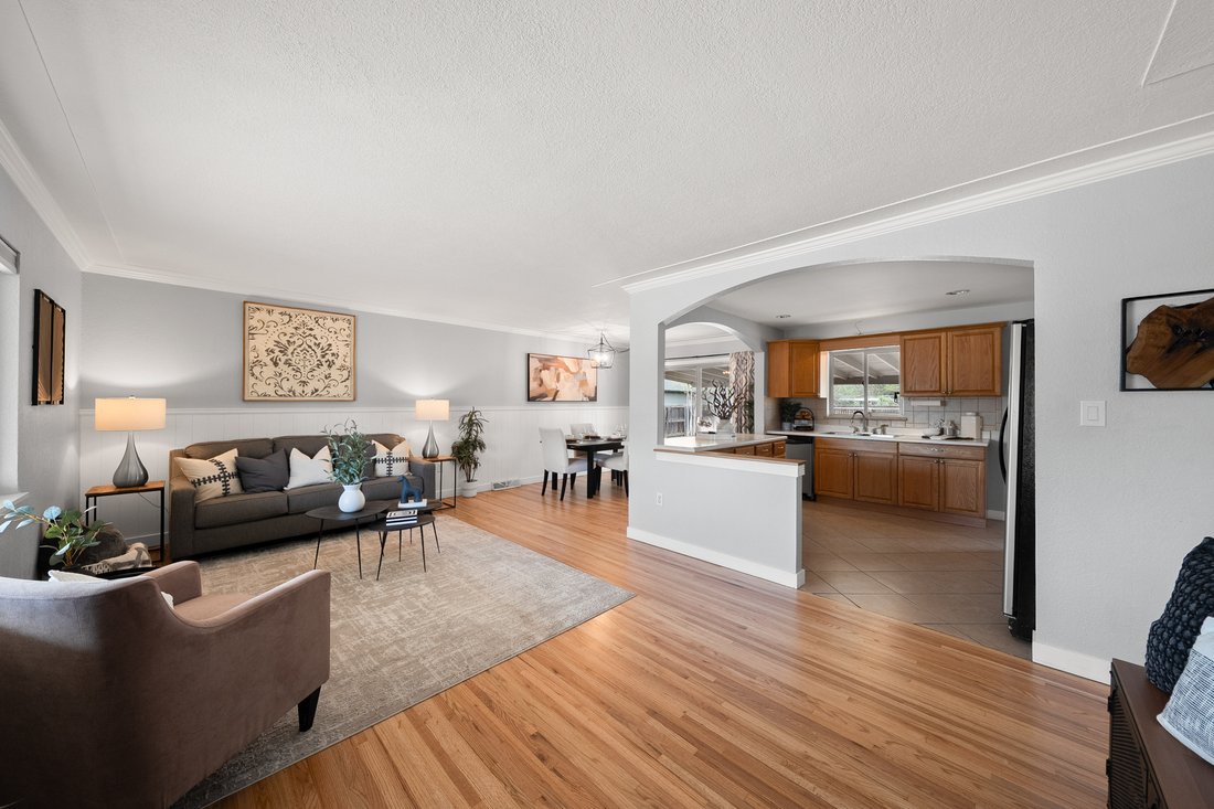 Lakewood, Colorado, United States 1 - 17647345