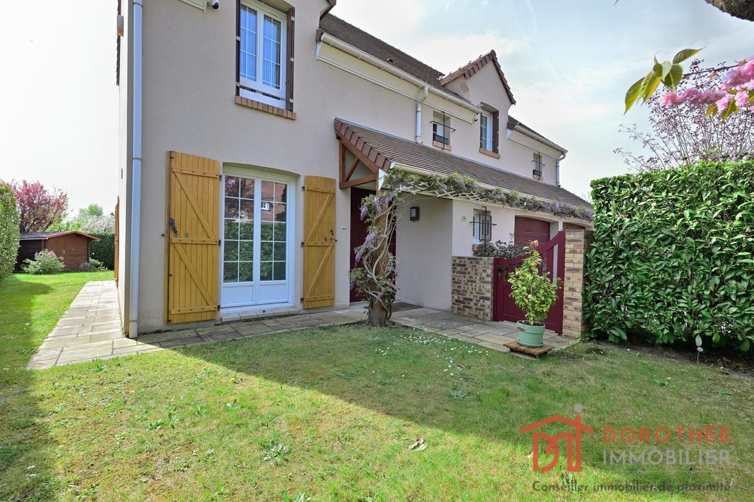 House in Vieux Village-Murs du Parc, Marolles-en-Brie, France 2 - 17651415
