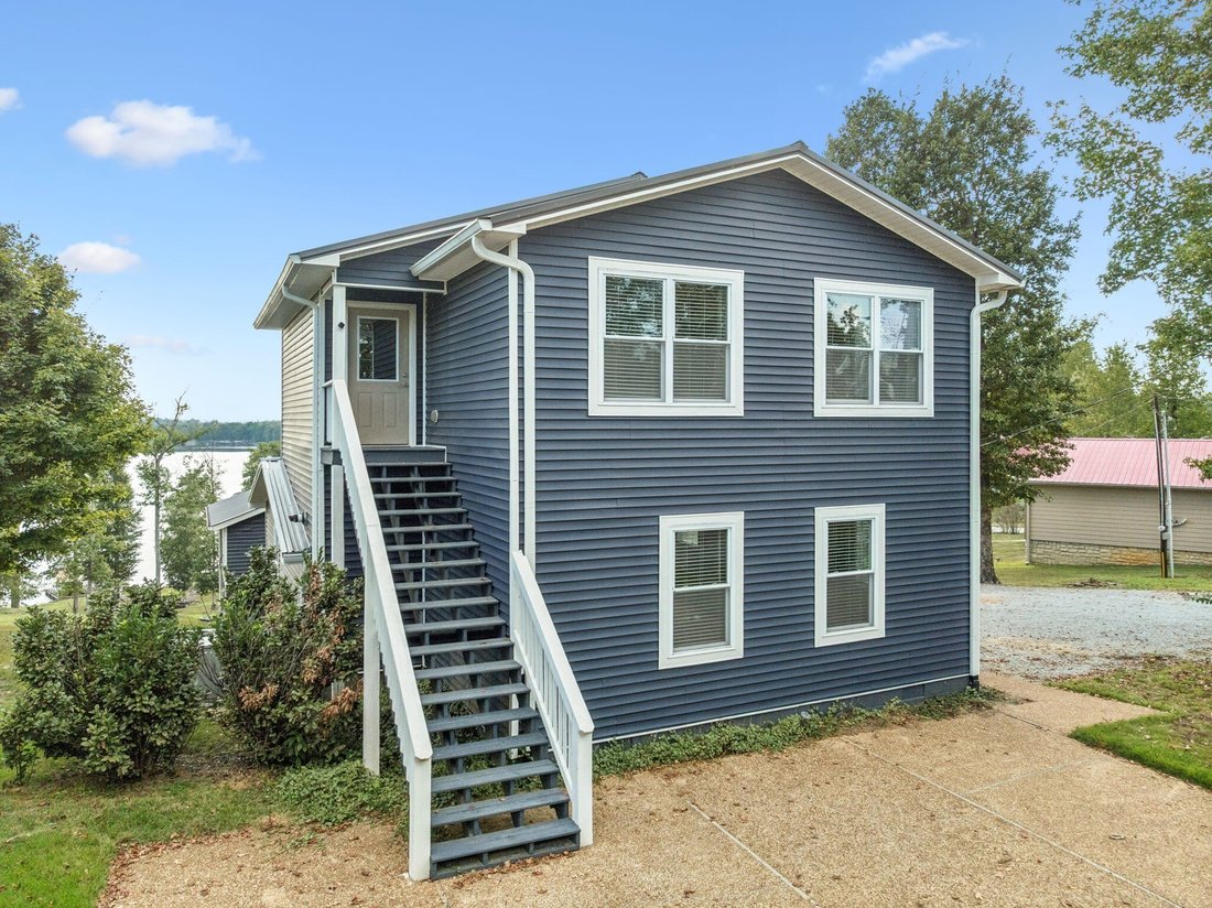 House in Lobelville, Tennessee, United States 1 - 17645854
