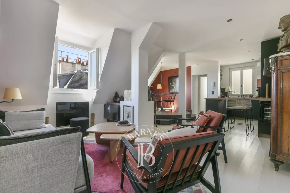Apartment in Charles Laffitte, Neuilly-sur-Seine, France 1 - 17645085