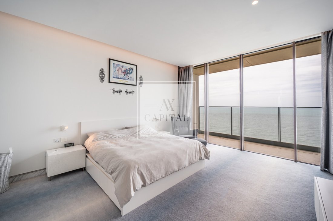 Apartment in Palm Jumeirah, Dubai, United Arab Emirates 2 - 17646718
