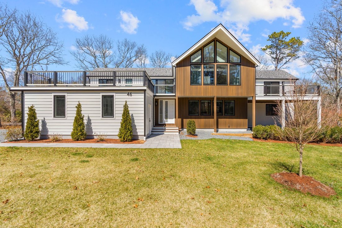 House in Mashpee, Massachusetts, United States 1 - 17039547