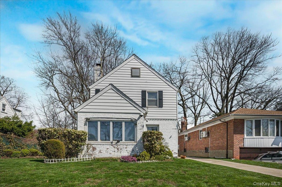House in New York, New York, United States 2 - 17653816