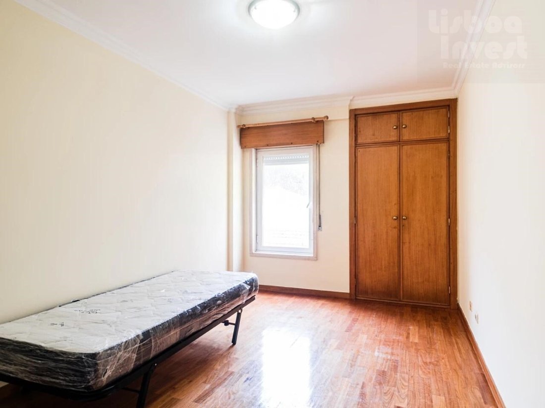 Apartment in Benfica, Lisbon, Portugal 5 - 17647493
