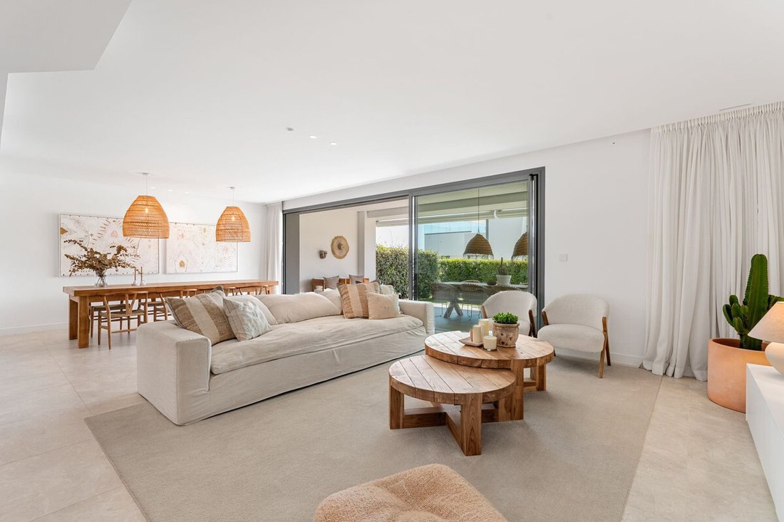 Apartment in Marbella, Andalusia, Spain 5 - 17647054