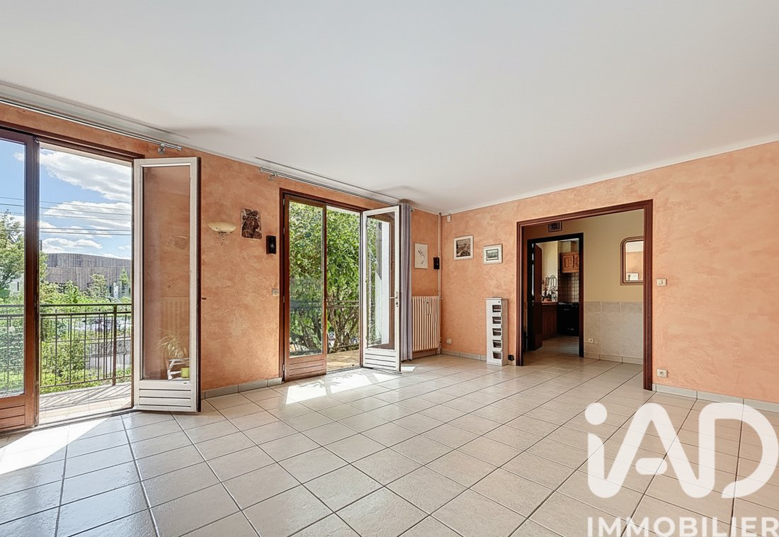 House in Osny, Ile-de-France, France 2 - 17462417