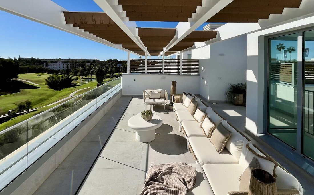 Apartment in Marbella, Andalusia, Spain 3 - 17647802