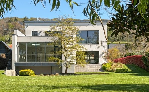 House in Saint-Martin-de-Boscherville, Normandy, France 1
