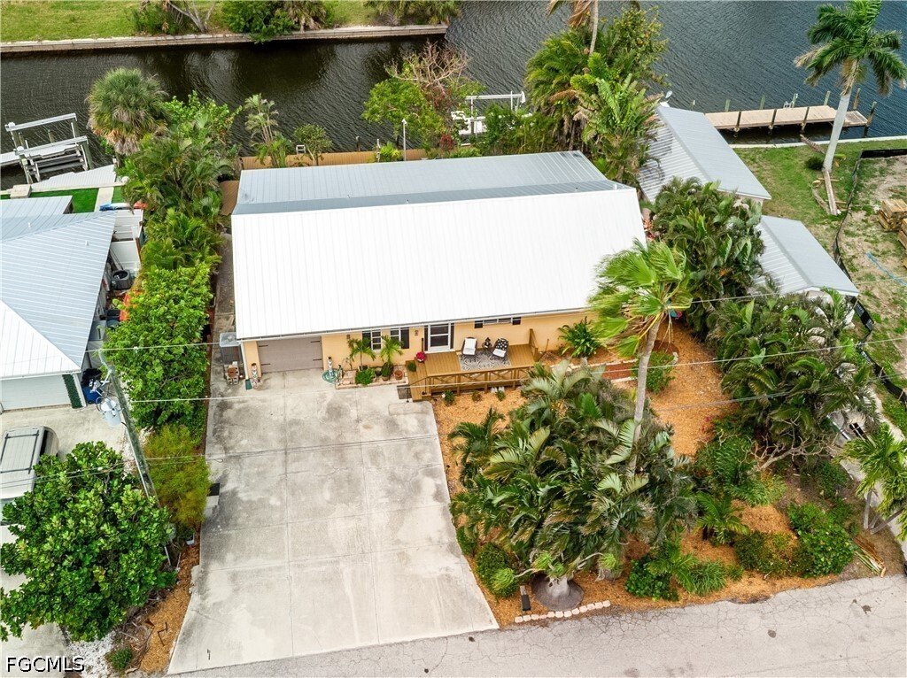 House in Bokeelia, Florida, United States 2 - 17647480