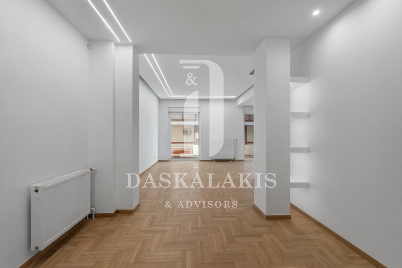 Apartment in Sunoikia Kolonakiou, 1st District of Athens, Athens 5 - 16810248