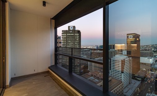 Apartment in City Centre, City Bowl, Cape Town 1