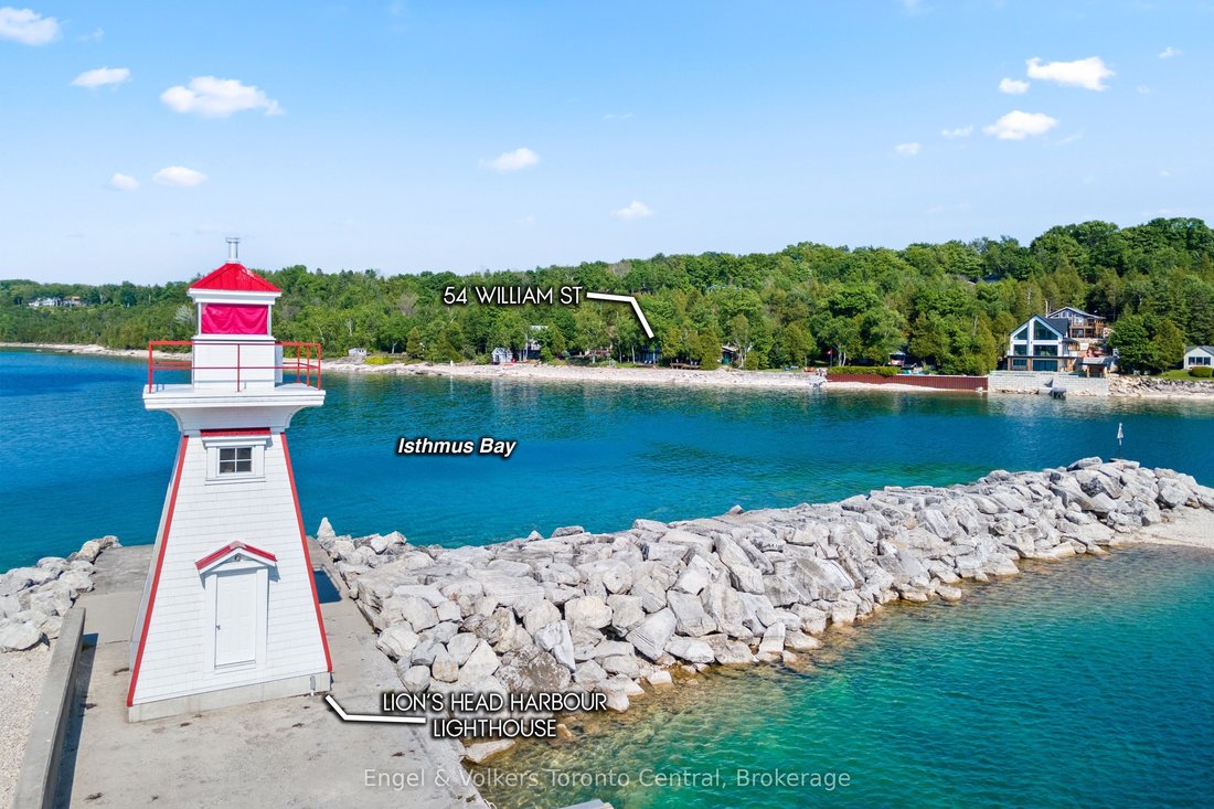 House in Lion's Head, Ontario, Canada 2 - 17650105