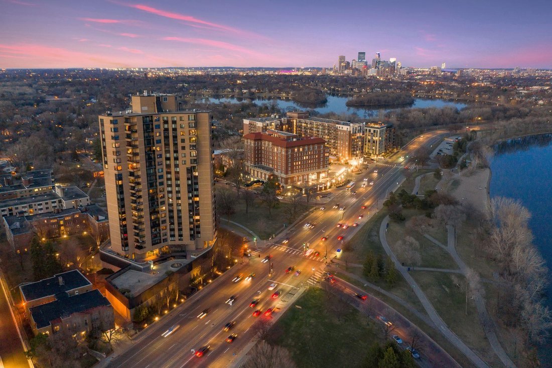 Condominio a Minneapolis, Minnesota, Stati Uniti 1 - 17646212