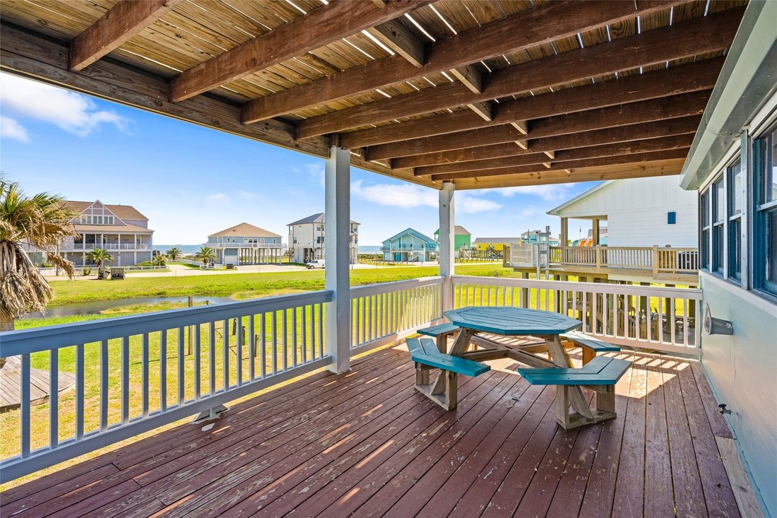 House in Bolivar Peninsula, Texas, United States 4 - 17646052