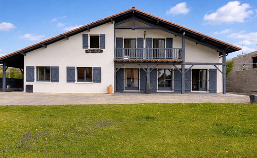 House in Biaudos, Nouvelle-Aquitaine, France 1