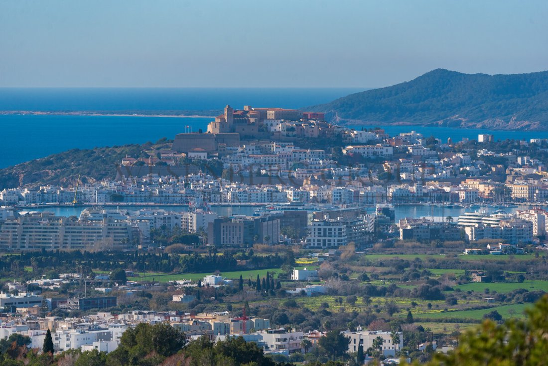 Villa in Jesus, Santa Eularia des Riu, Balearic Islands 5 - 17645951