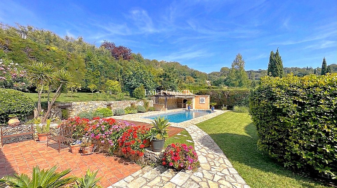 Villa in Mougins, Provence-Alpes-Côte d'Azur, France 1 - 14310245