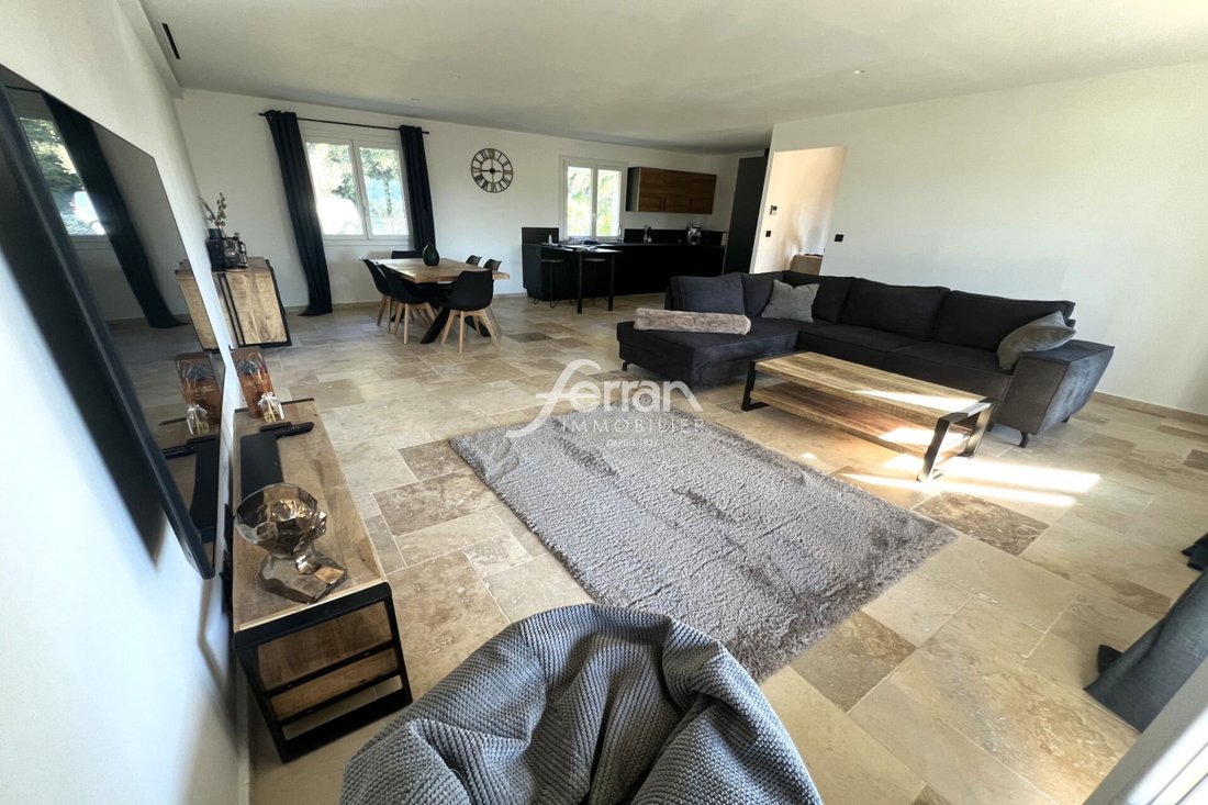 Villa in Centre Ancien, Draguignan, France 3 - 17646459