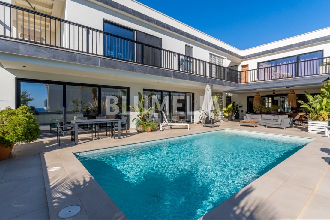 Villa in Calp / Calpe, Valencian Community, Spain 2 - 17652986