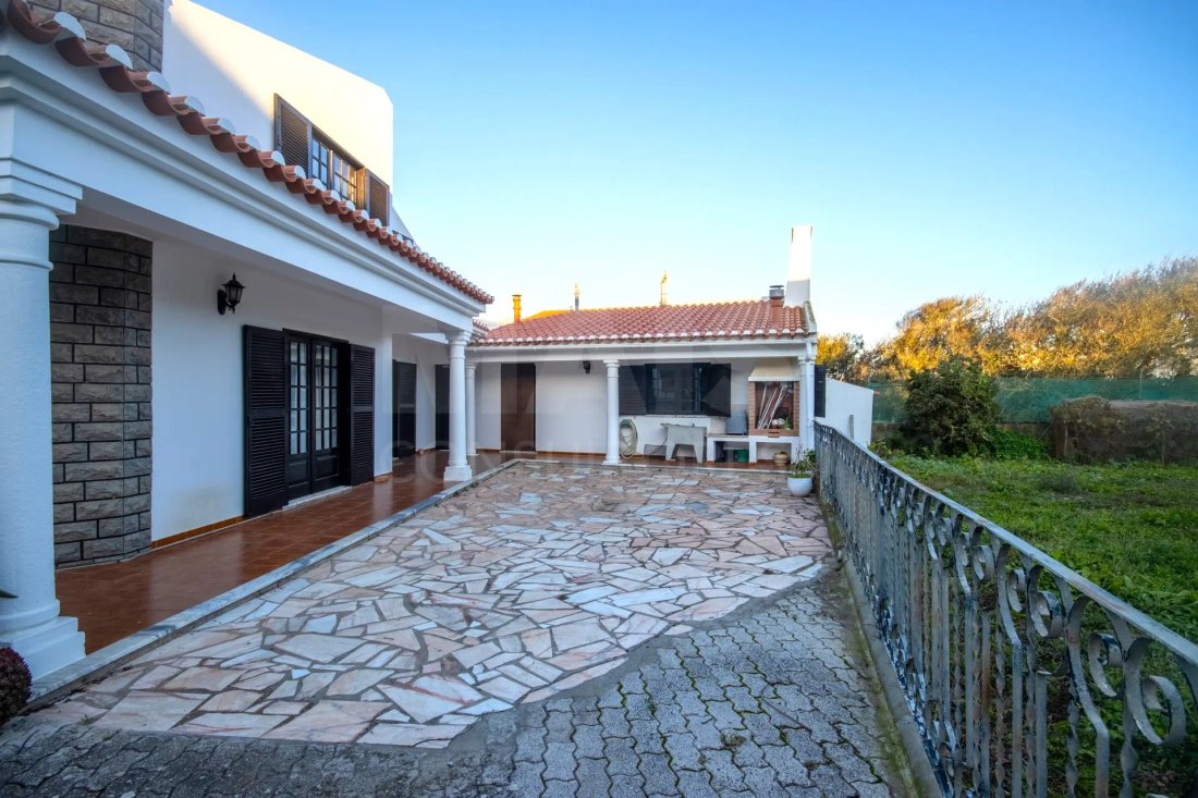 Villa in Atouguia da Baleia, Leiria District, Portugal 3 - 17652654