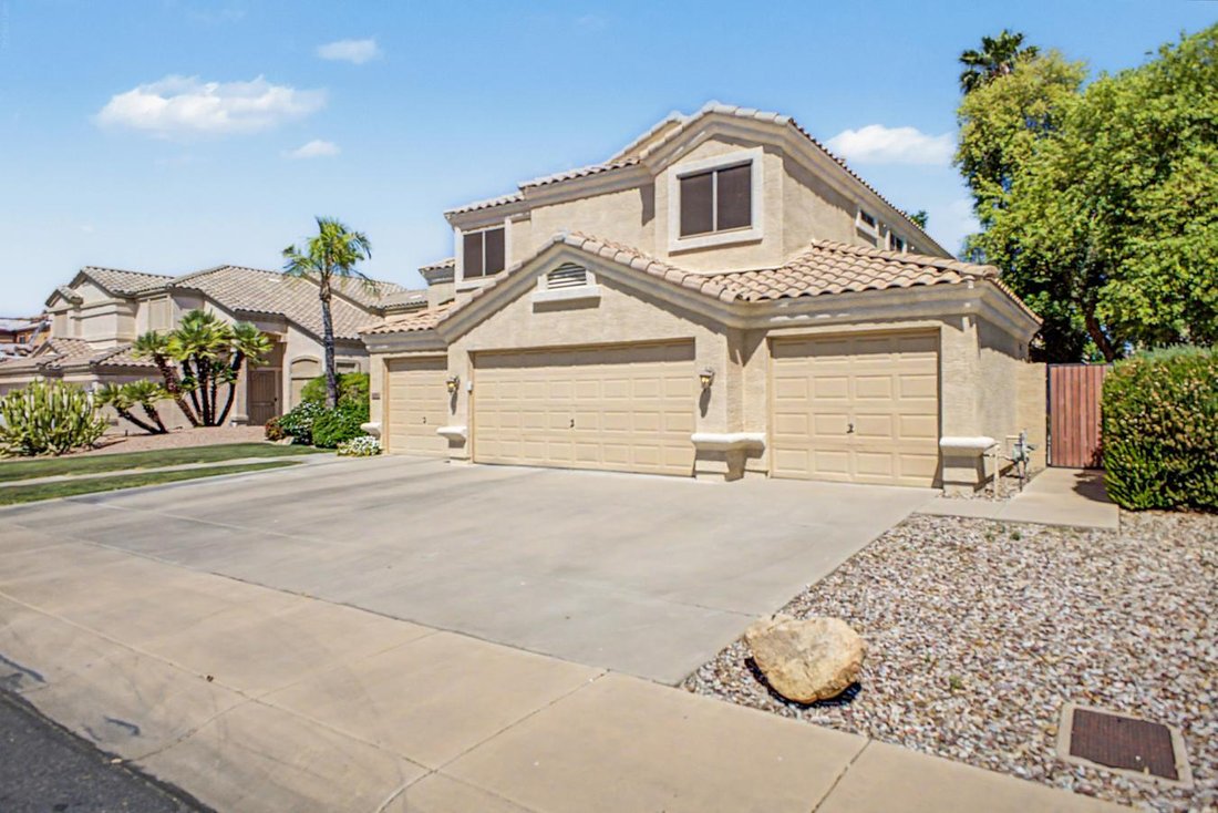 House in El Mirage, Arizona, United States 3 - 17652598