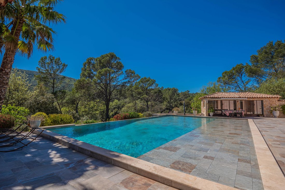 Villa in Le Thoronet, Provence-Alpes-Côte d'Azur, France 2 - 17503108