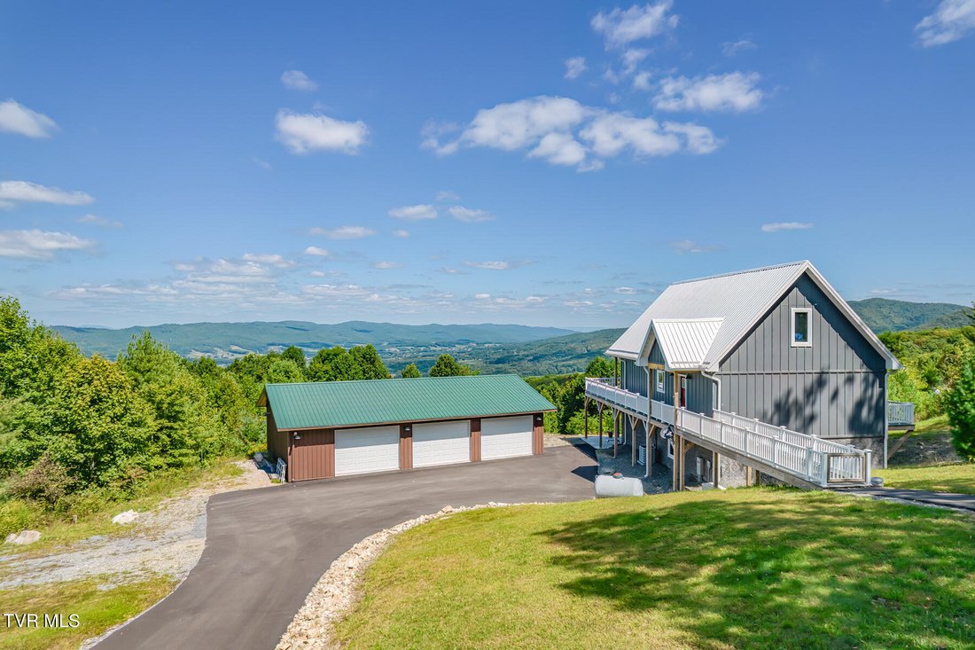 House in Shady Valley, Tennessee, United States 2 - 17649401